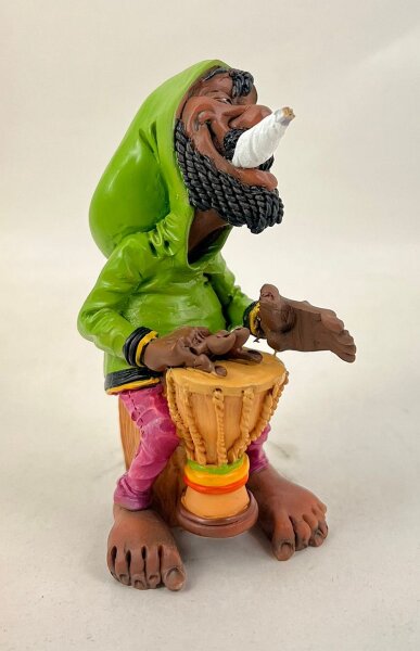 Polyresin Figur "Rastaman", mit Joint und Trommel, ca 12,5cm (78/5827)